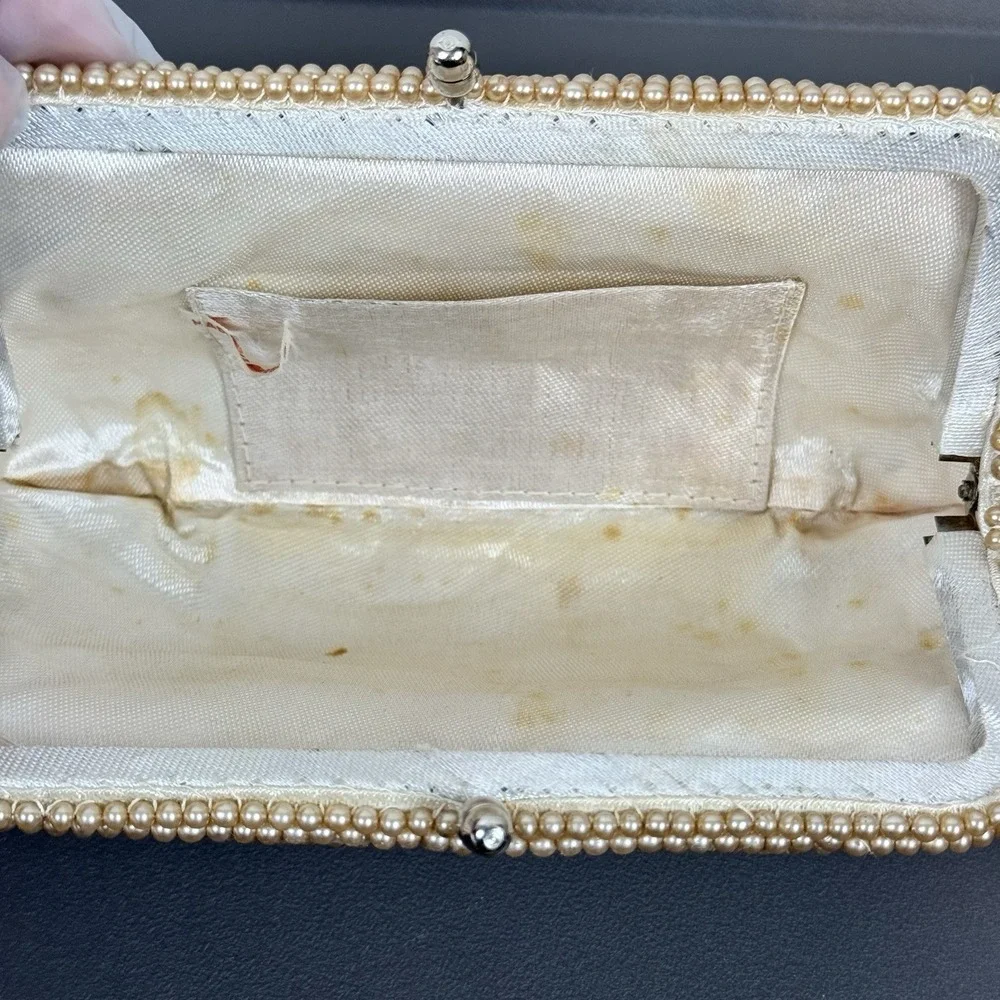 Vintage Beaded Kisslock Clutch‎ Made in Japan Pearl Glass Bead Evening Bag